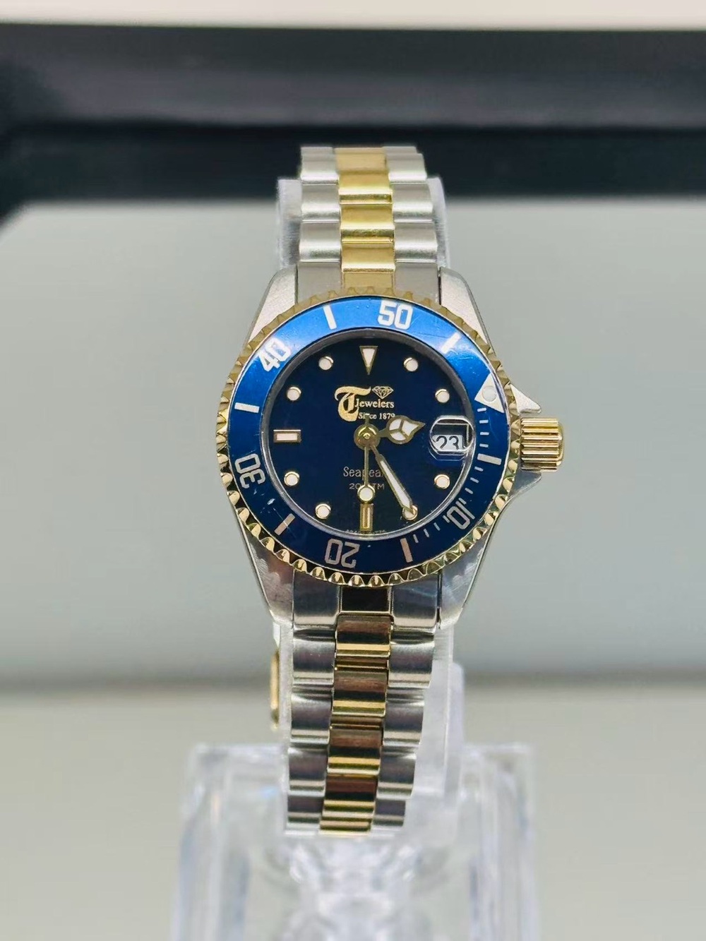 Seapearl 20 ATM Blue Dial Two Tone Diver Style Watch 24.9mm New Battery Running